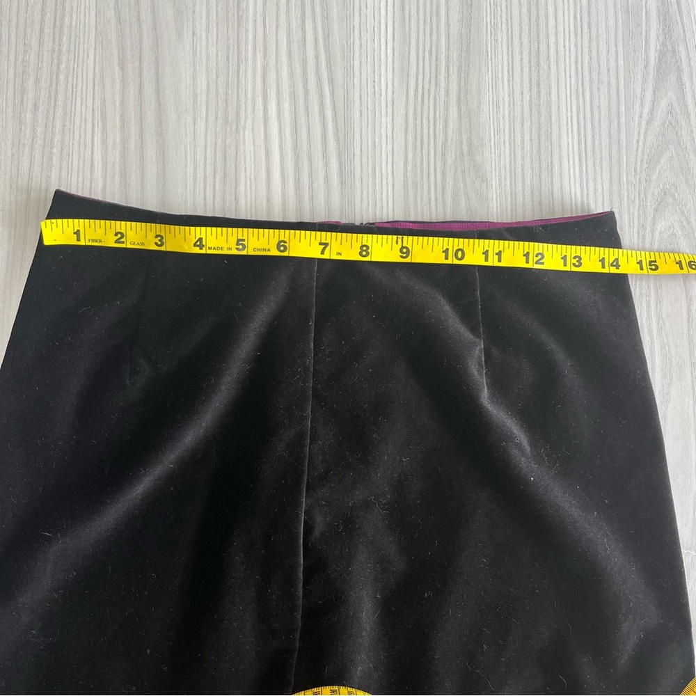 NWOT Boden velvet fully lined side zip skirt scalloped detail Size 4R - Picture 4 of 5